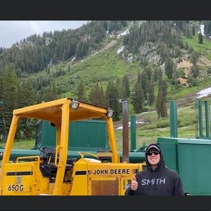 Meet your Posher, Isaac